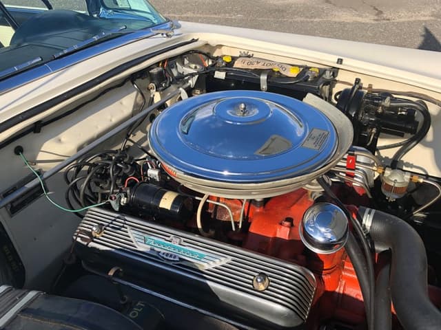 1957 Ford Thunderbird