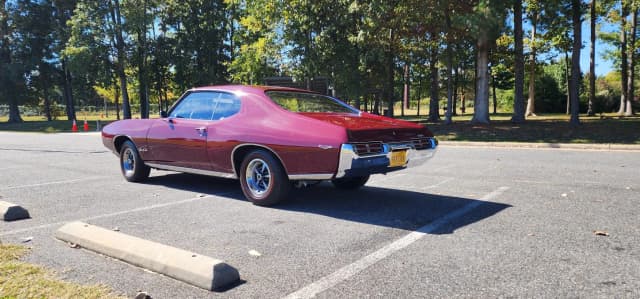 1969 Pontiac GTO Hardtop Coupe 4-Speed